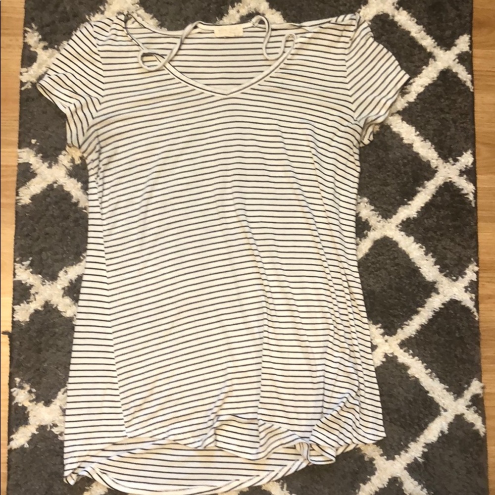 striped short sleeve shirt